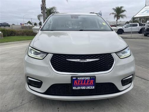 2021 Chrysler Pacifica Touring-L