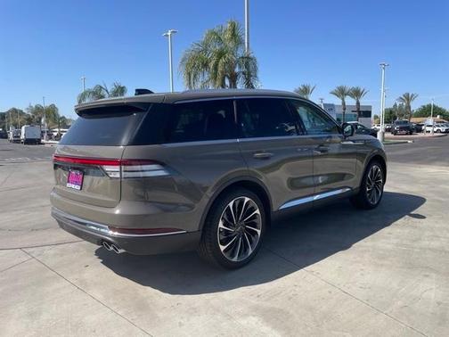 2025 Lincoln Aviator Reserve AWD