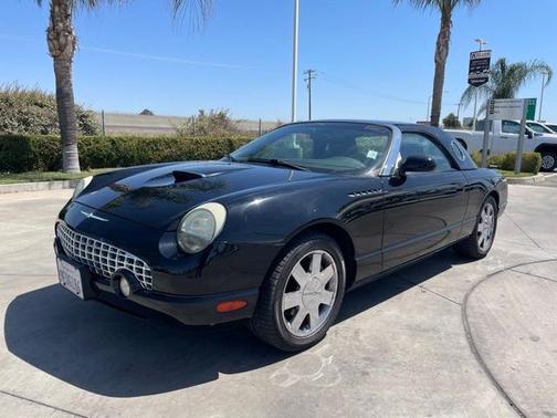 2002 Ford Thunderbird 