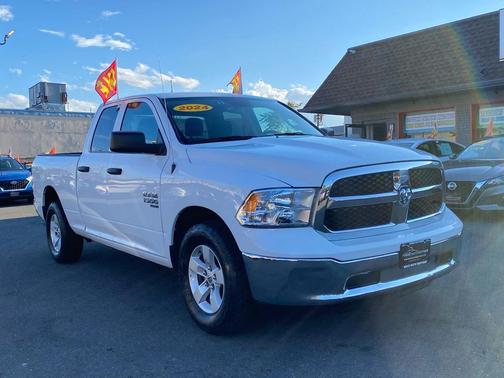 2024 RAM 1500 Classic SLT