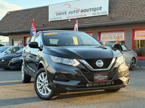 Magnetic Black Pearl 2020 Nissan Rogue Sport SL