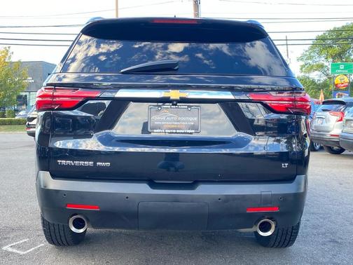 2022 Chevrolet Traverse LT Leather