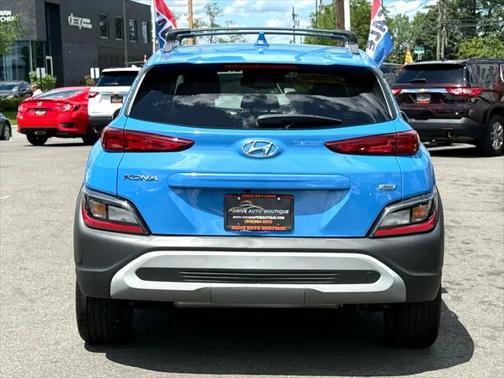 2022 Hyundai KONA SEL
