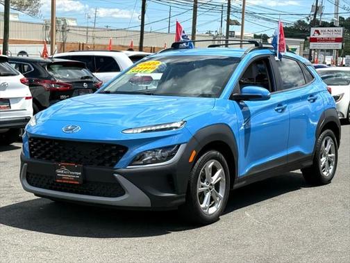 2022 Hyundai KONA SEL