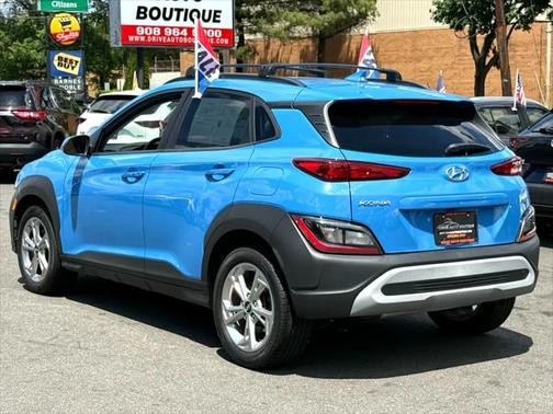 2022 Hyundai KONA SEL