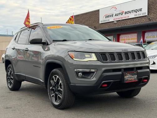Gray 2020 Jeep Compass Trailhawk