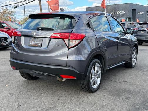 2021 Honda HR-V LX