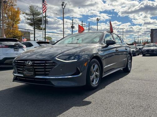 2023 Hyundai SONATA SE