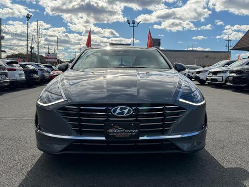 2023 Hyundai SONATA SE