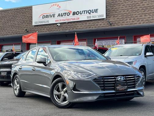 2023 Hyundai SONATA SE