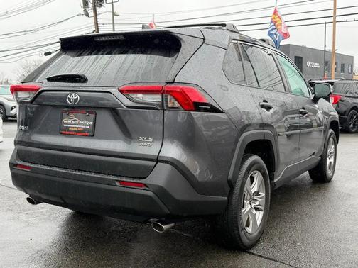Magnetic Gray Metallic 2022 Toyota RAV4 XLE