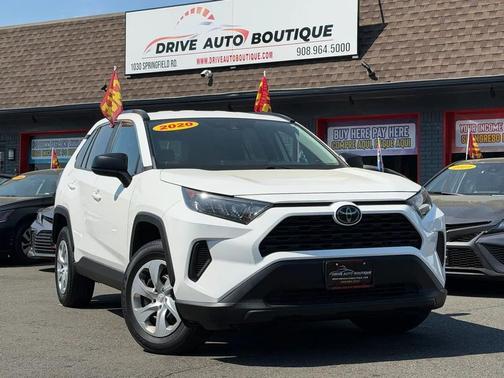 Super White 2020 Toyota RAV4 LE