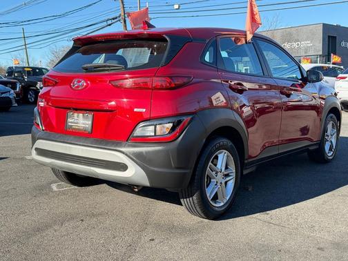 2023 Hyundai KONA SE