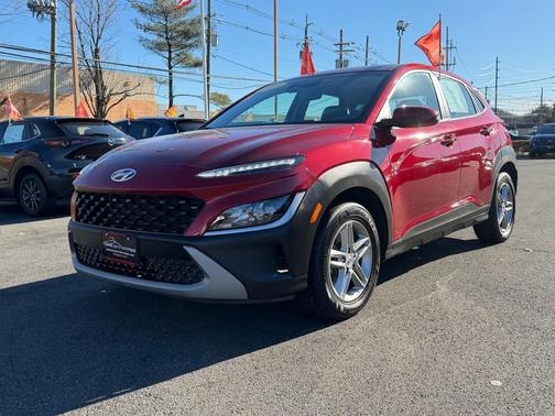 2023 Hyundai KONA SE