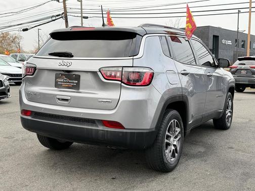 2018 Jeep Compass Latitude