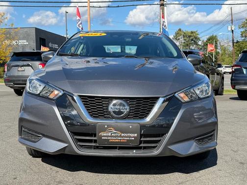 2021 Nissan Versa 1.6 SV
