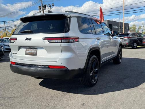 2023 Jeep Grand Cherokee L Altitude