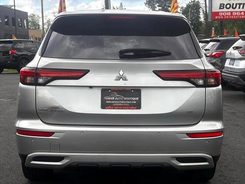 2022 Mitsubishi Outlander SE 2.5 2WD