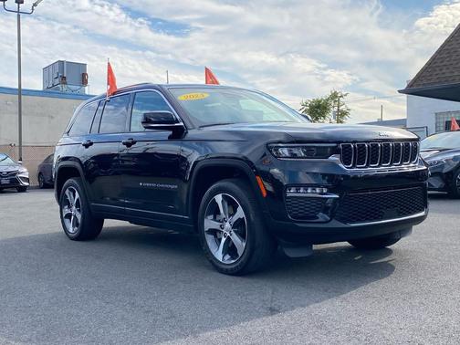 2023 Jeep Grand Cherokee 4xe Base