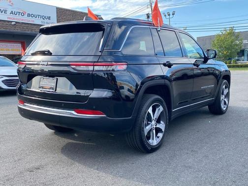 2023 Jeep Grand Cherokee 4xe Base