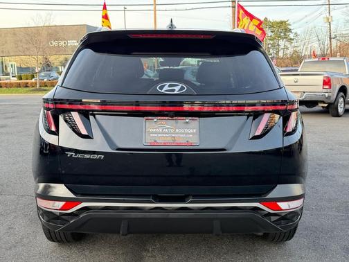 2022 Hyundai TUCSON SEL