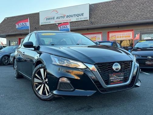 2022 Nissan Altima 2.5 SV