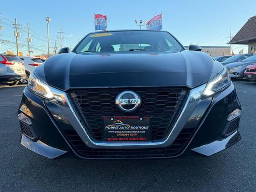 2022 Nissan Altima 2.5 SV