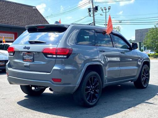2018 Jeep Grand Cherokee Laredo E