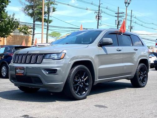 2018 Jeep Grand Cherokee Laredo E
