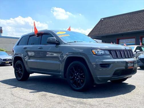 2018 Jeep Grand Cherokee Laredo E