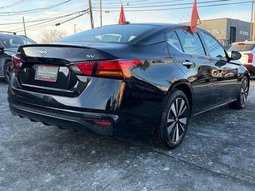 2022 Nissan Altima 2.5 SV