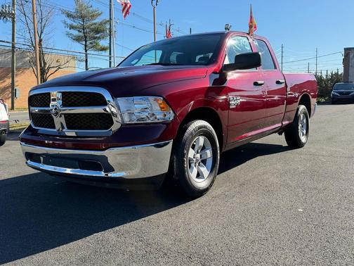 2024 RAM 1500 Classic SLT