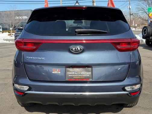 2022 Kia Sportage LX