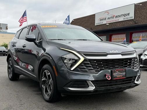Gravity Gray 2023 Kia Sportage LX