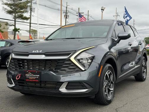 Gravity Gray 2023 Kia Sportage LX