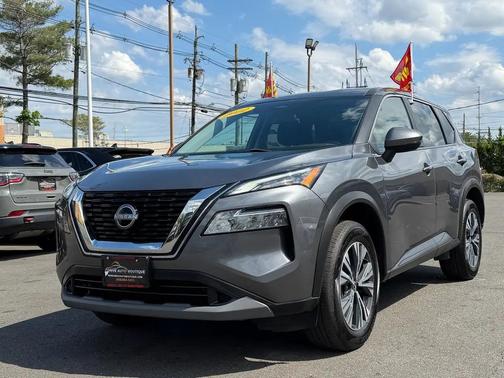 Gun Metallic 2022 Nissan Rogue SV