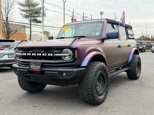 2023 Ford Bronco Outer Banks