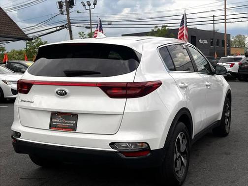 2022 Kia Sportage LX