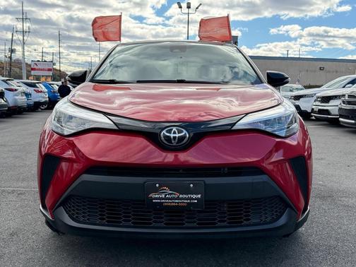 2021 Toyota C-HR XLE