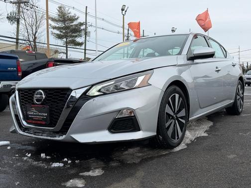 2022 Nissan Altima 2.5 SV