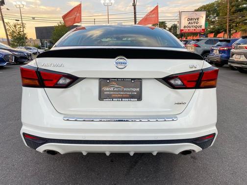 2021 Nissan Altima 2.5 SV