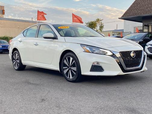 2021 Nissan Altima 2.5 SV