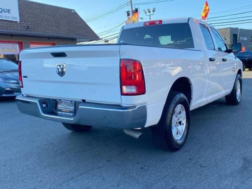 2024 RAM 1500 Classic SLT