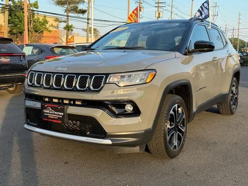 Sting-Gray Clearcoat 2023 Jeep Compass Limited