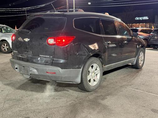 2010 Chevrolet Traverse LT