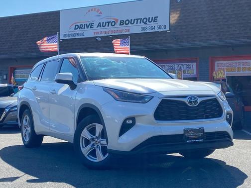 2021 Toyota Highlander LE
