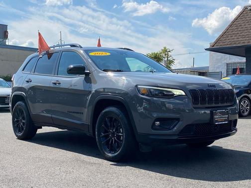 2023 Jeep Cherokee Latitude Lux