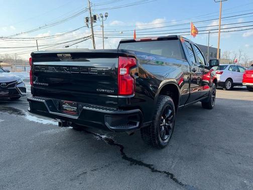 2019 Chevrolet Silverado 1500 Custom