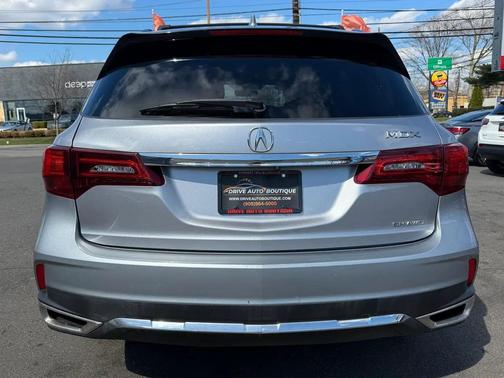 2017 Acura MDX 3.5L w/Technology Package