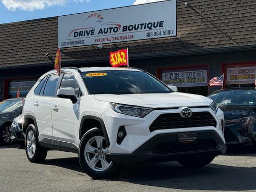 2021 Toyota RAV4 XLE
